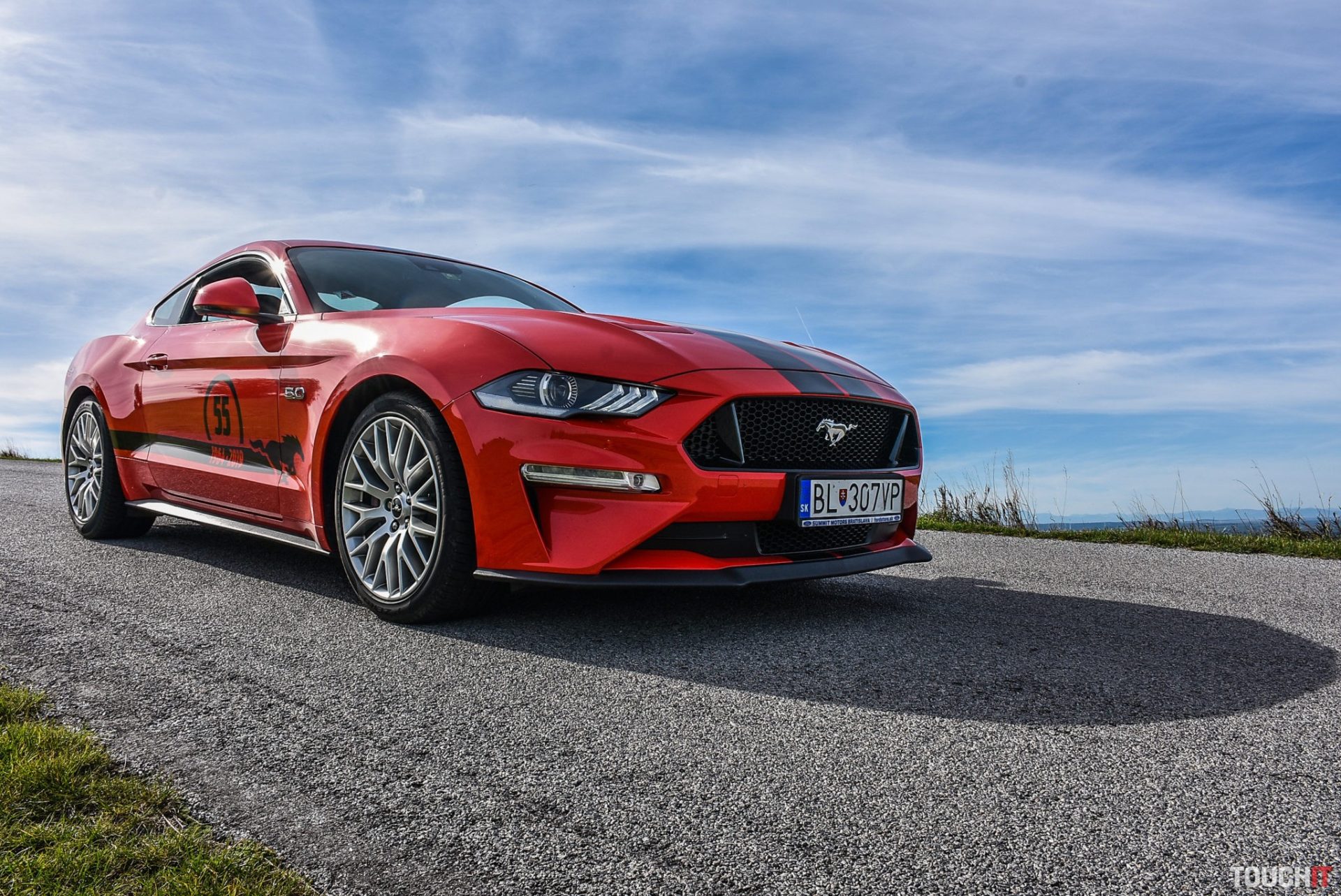 Ford Mustang GT 5.0 V8: Neskutočne návyková mašina. Ale pozor, kope!