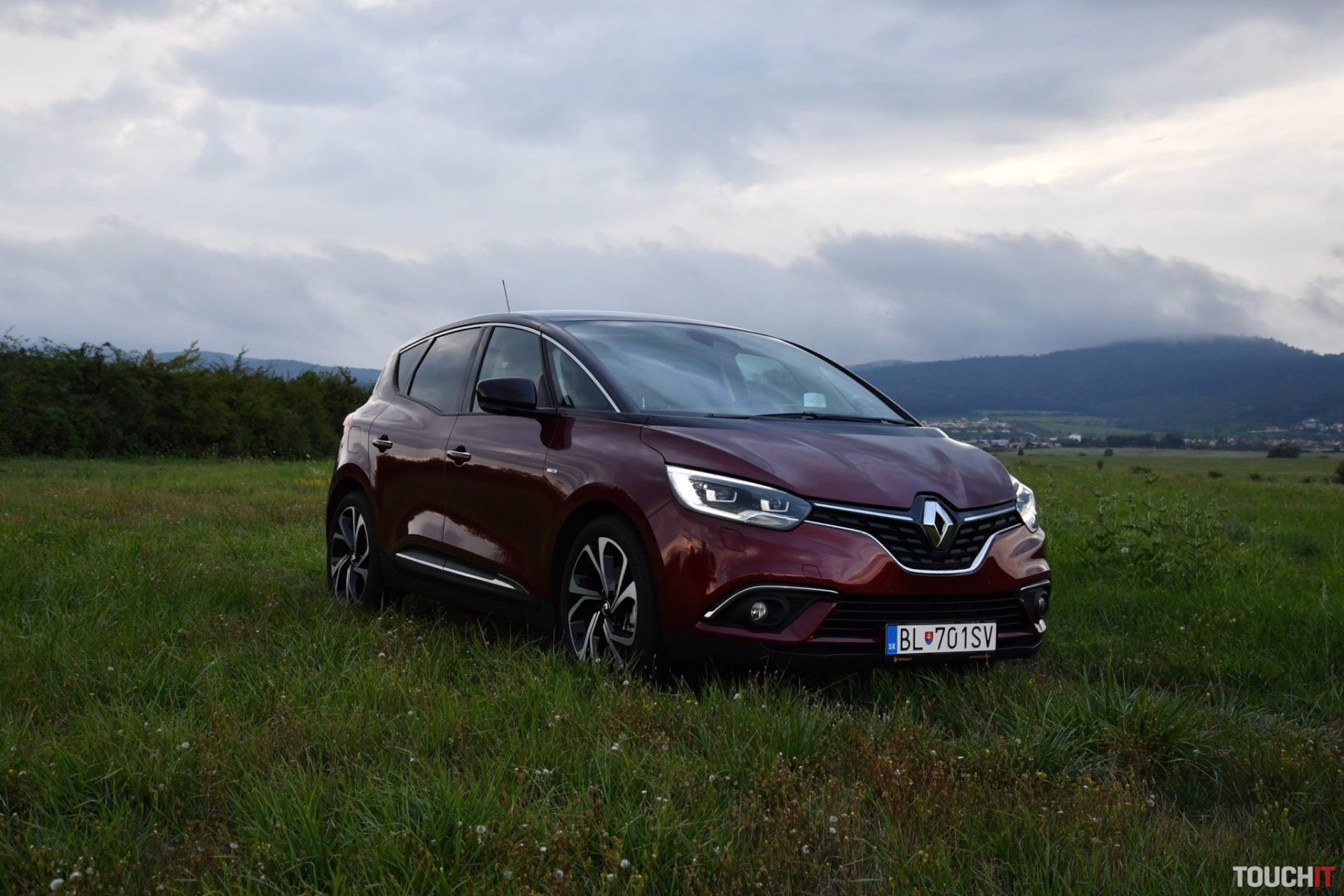 Renault SCENIC 1.3 TCe BOSE: Skvelý motor a praktické riešenia si nás získali (fotogaléria)