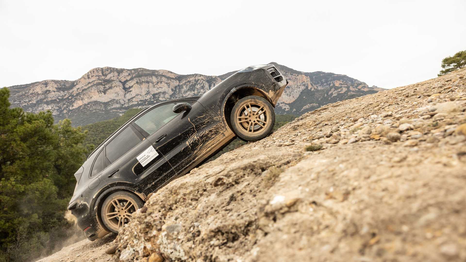 Porsche Cayenne štvrtej generácie sa bude vyrábať v Bratislave