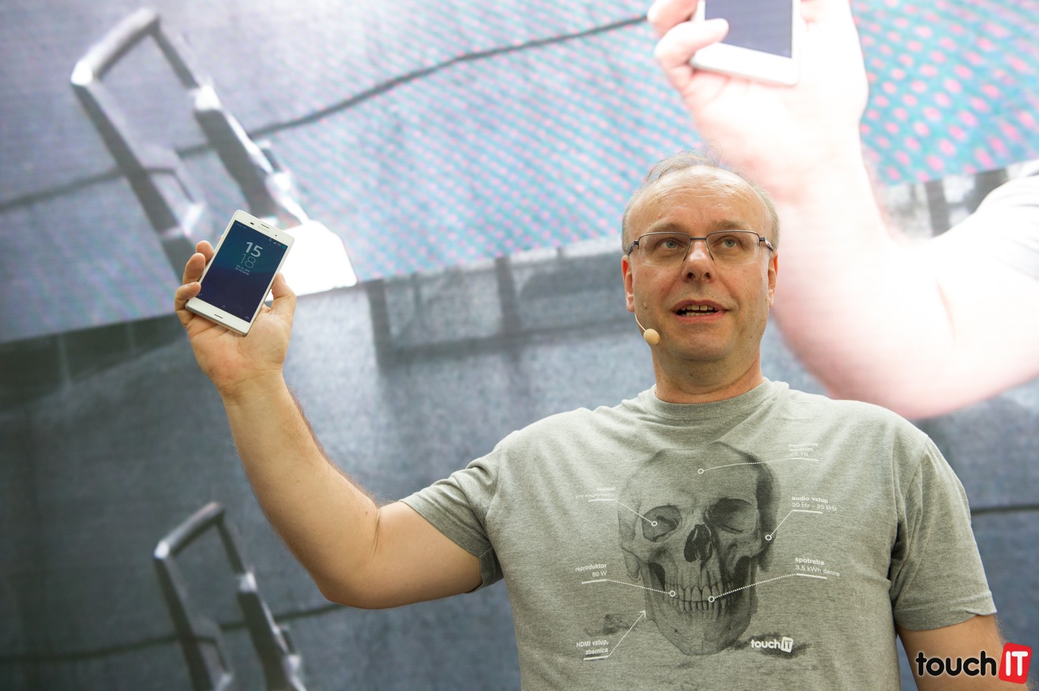 touchIT live – crash test Sony Xperia Z3