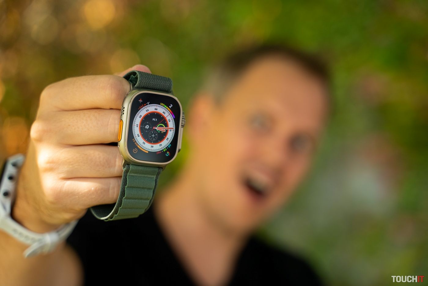 Apple chce v roku 2024 dobyť svet inteligentných hodiniek