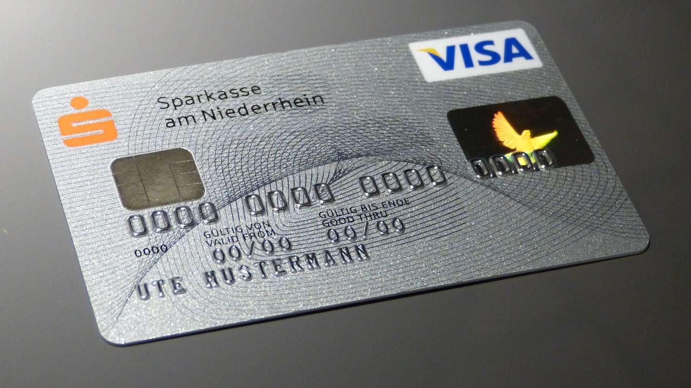 Ako zistiť číslo platobnej karty cez smartfón?