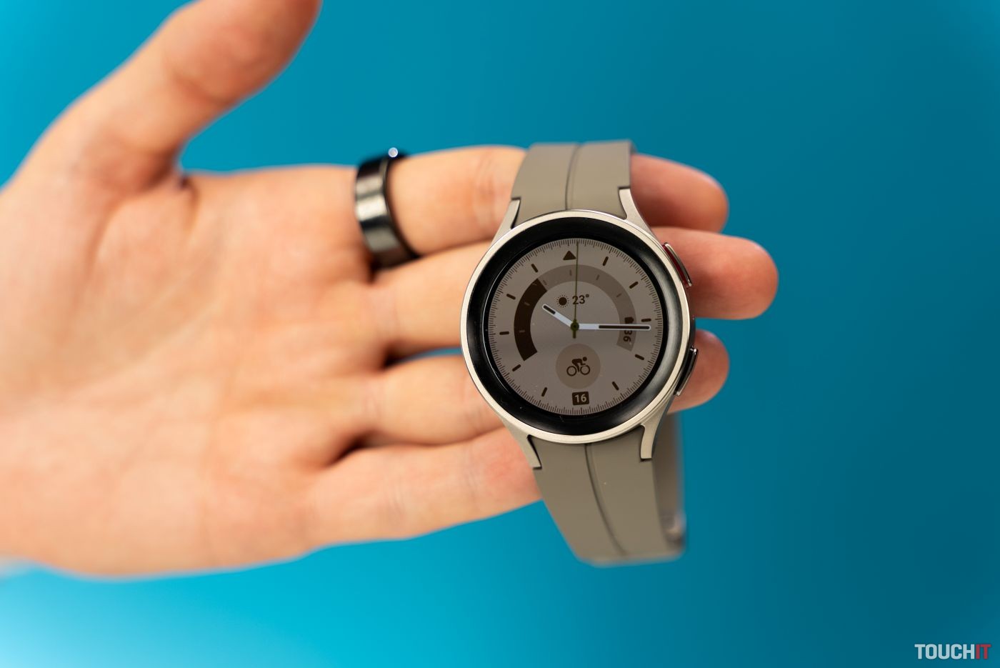 Samsung zlepší diaľkové ovládanie fotoaparátu pomocou hodiniek Galaxy Watch5 a Watch4