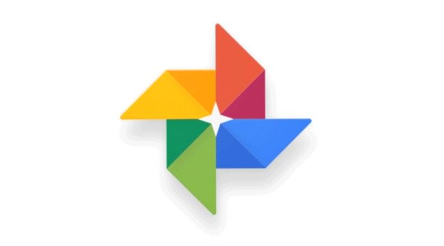 Fotky Google pridávajú tlačidlá Obľúbené a Páči sa mi to