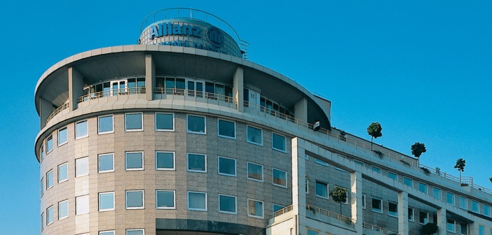 Kuriózne vianočné poistné udalosti