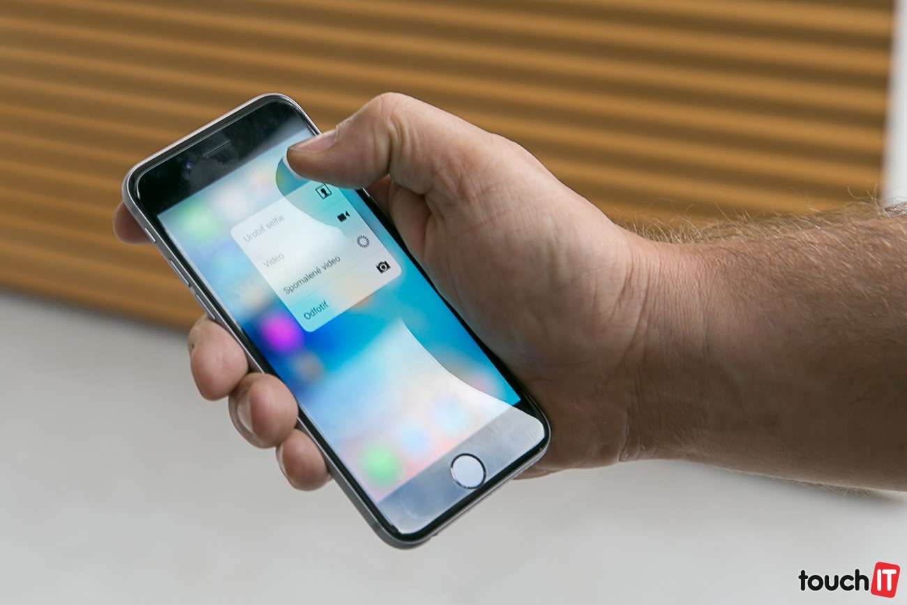Koľko bude stáť Apple iPhone 6s a 6s Plus v Telekome pre paušály?