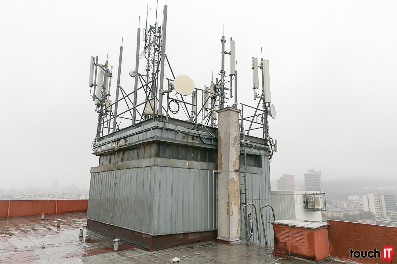 LTE využívalo na Slovensku na pripojenie k internetu viac ako 2,32 miliónov používateľov. Preniesli 11 400 TB dát za pol roka