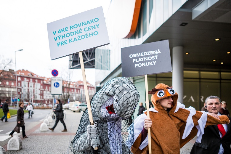 Po Telekome a O2 sa v hľadáčiku 4ky ocitol aj Orange. Pozrite si fotky a video z návštevy zvieratiek v obchodnom dome Central. Doplnené o stanovisko Orange