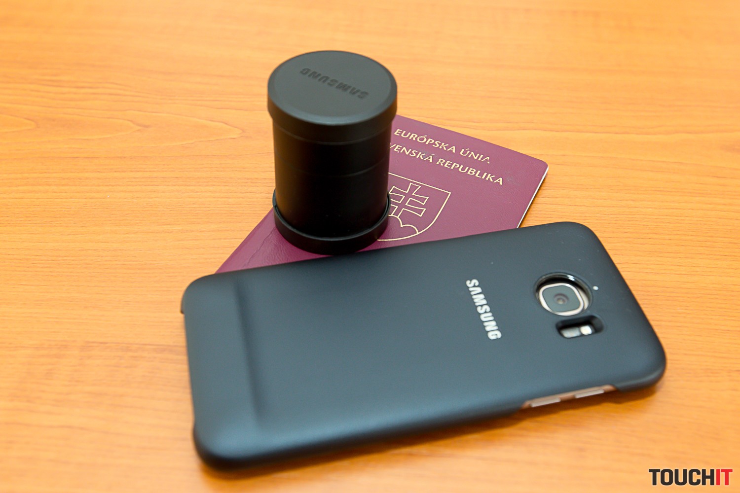 Testovali sme: Najkurióznejšie príslušenstvo pre Samsung Galaxy S7 a S7 edge. Pozrite sa ako to funguje