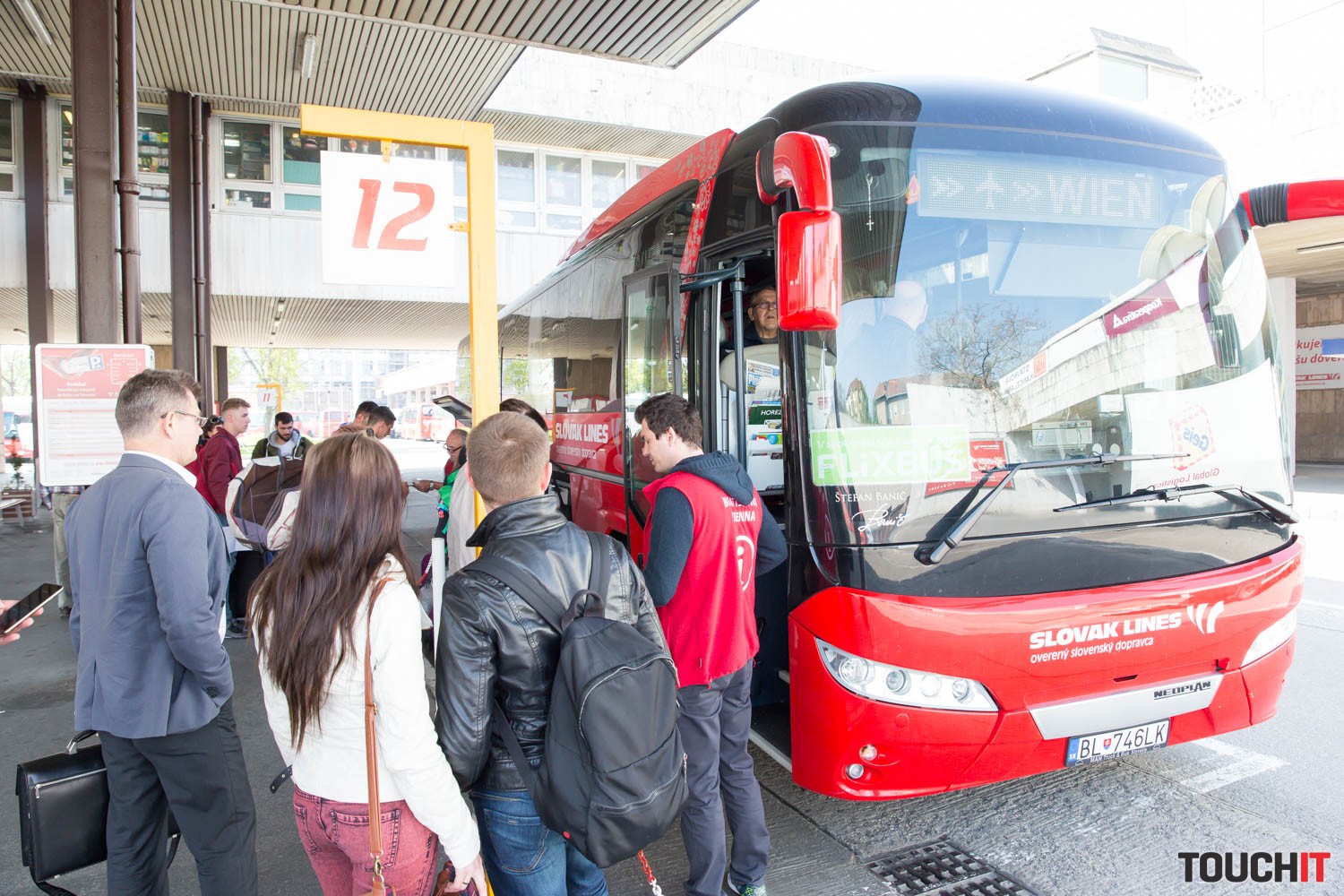Cestovanie so Slovak Lines hodnotí pozitívne 92% cestujúcich. Oceňujú aj Wi-Fi internet