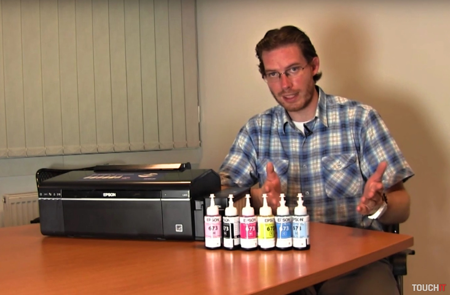 VIDEO TOUCHIT: Najlacnejšia tlač fotografií s Epson L805