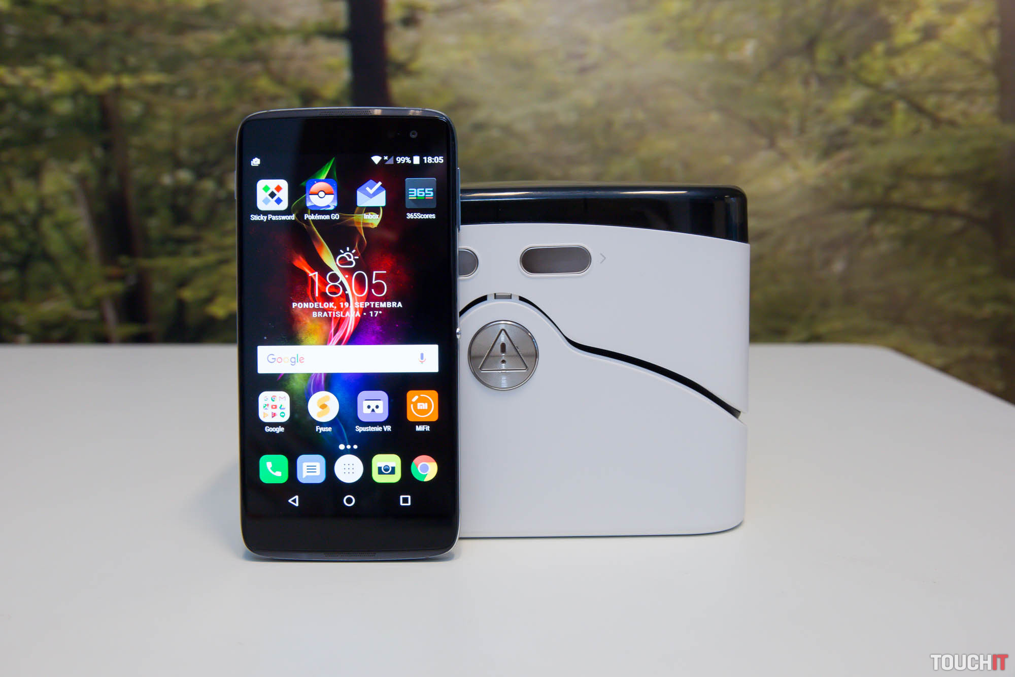 Recenzia Alcatel Idol 4S: Multimediálny smartfón (nielen) pre mladých