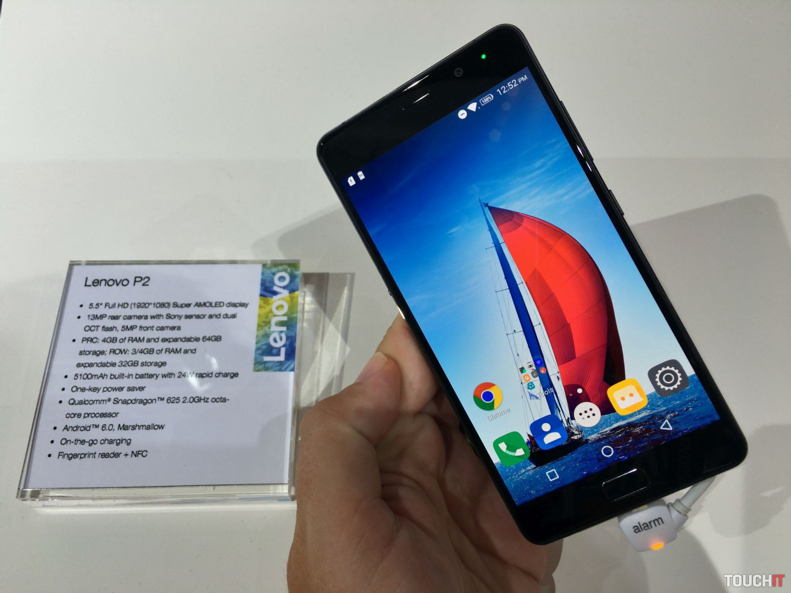 VIDEO TOUCHIT: Smartfón Lenovo P2 s 5100 mAh batériou a Super AMOLED displejom