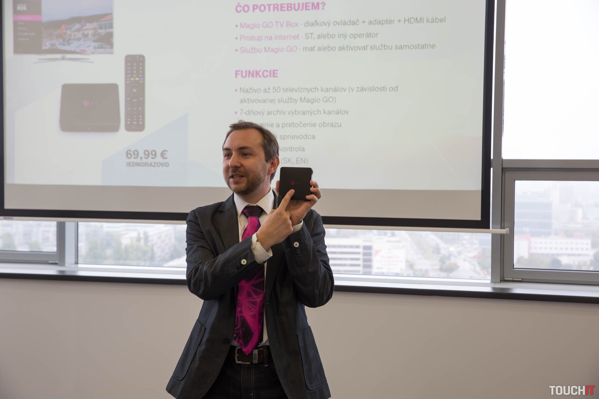 VIDEO TOUCHIT: Telekom ukázal inovácie. Predstavil set-top box Magio GO TV Box a službu Paralelné zvonenie z pevnej linky na mobil (doplnené)