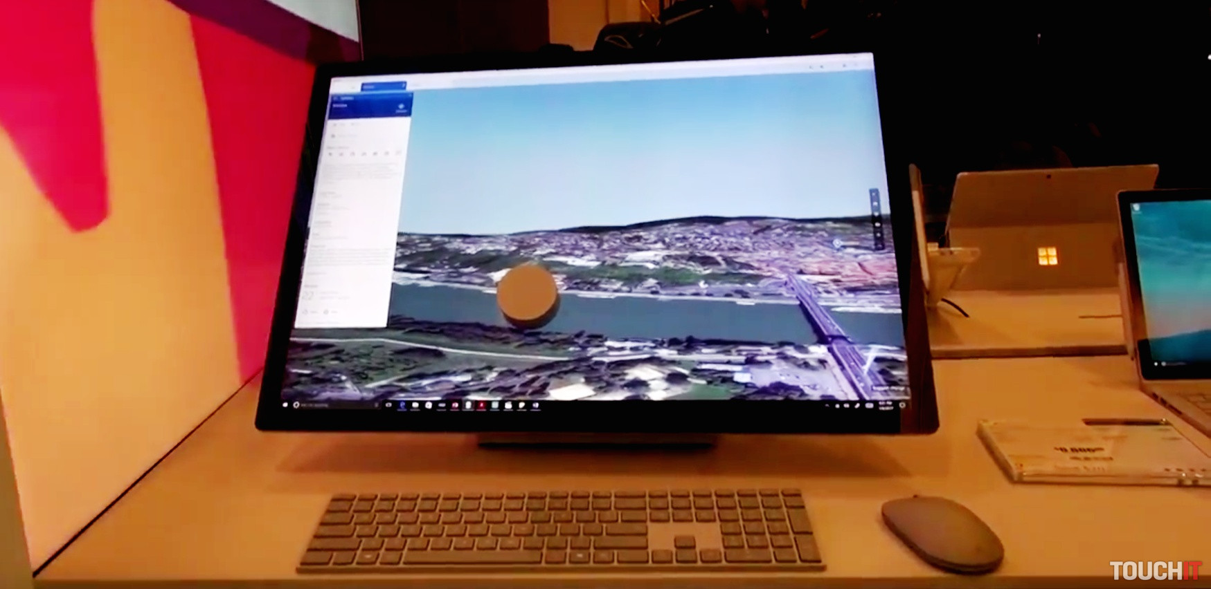 VIDEO TOUCHIT: Bratislava na dlani, vyskúšali sme Microsoft Surface Studio