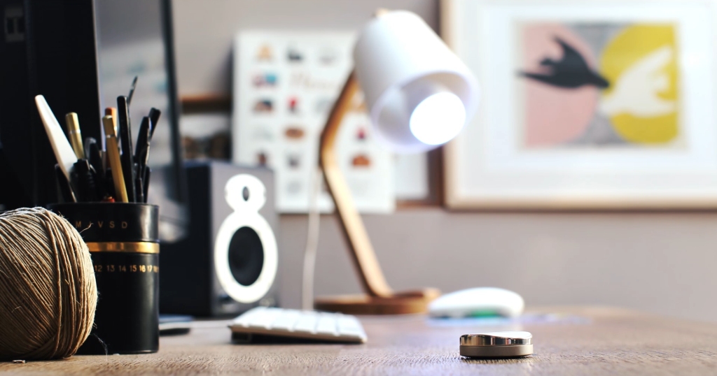 AWOX LIGHTING KIT – SMART LED žiarovka a ovládač, ktorý dáva zmysel