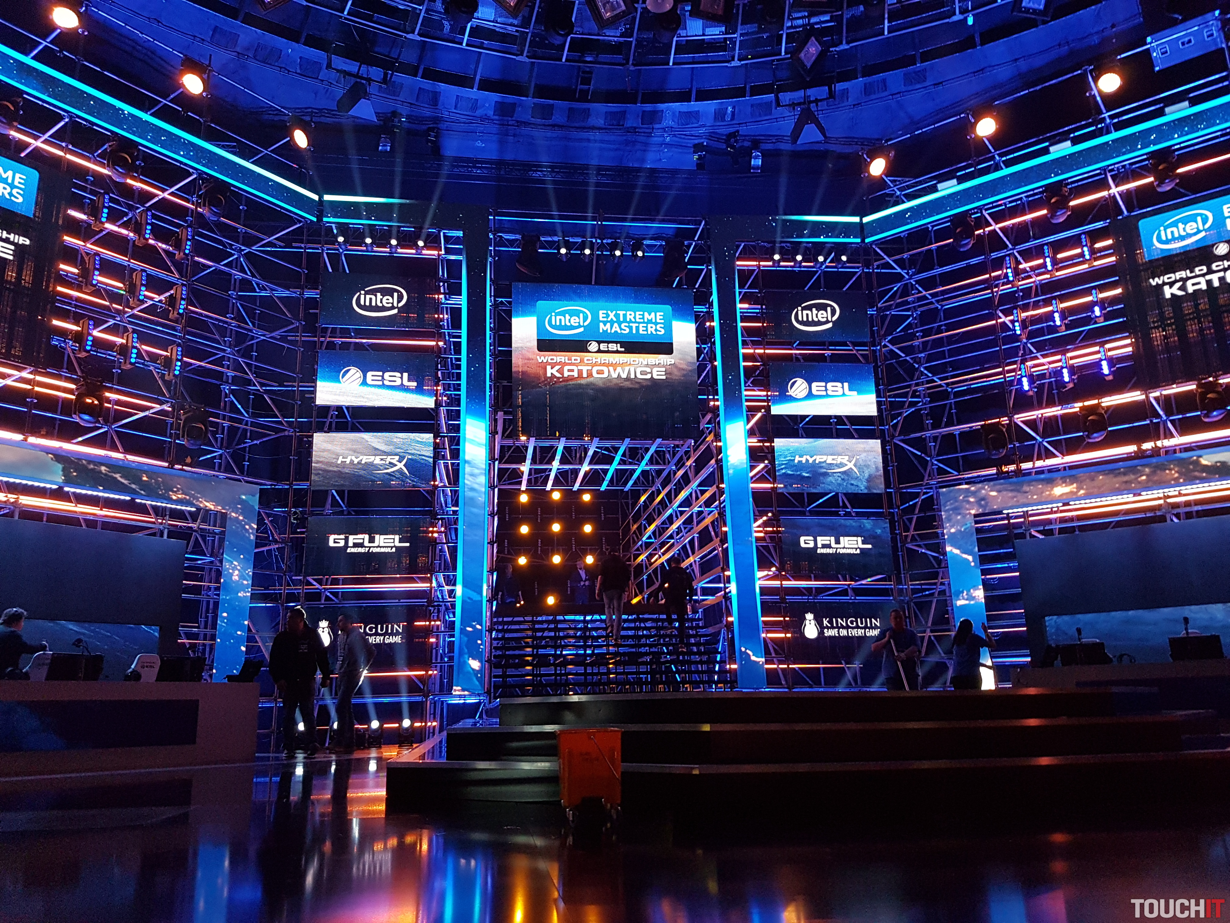 VIDEO TOUCHIT: IEM 2017: Intel Extreme Masters WorldChampionship – Katowice (Herný biznis v plnom prúde)
