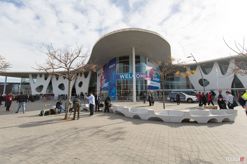 MWC 2017: Sony