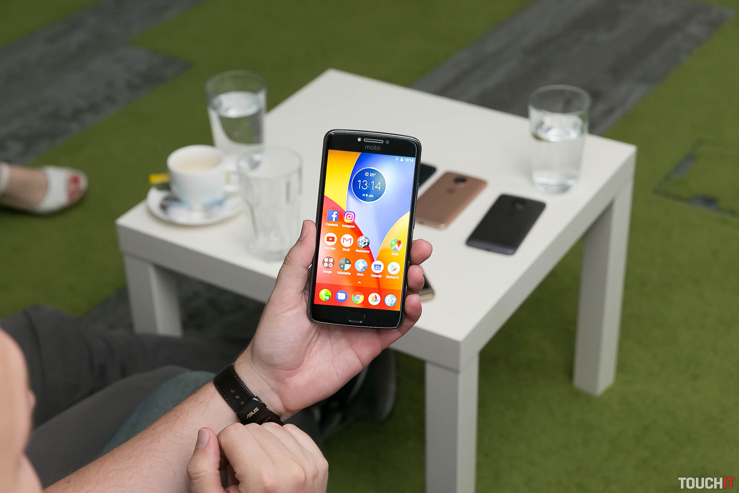 VIDEO TOUCHIT: Prichádza Lenovo Moto E4 Plus. Privítajte mobil s kapacitou batérie 5000 mAh