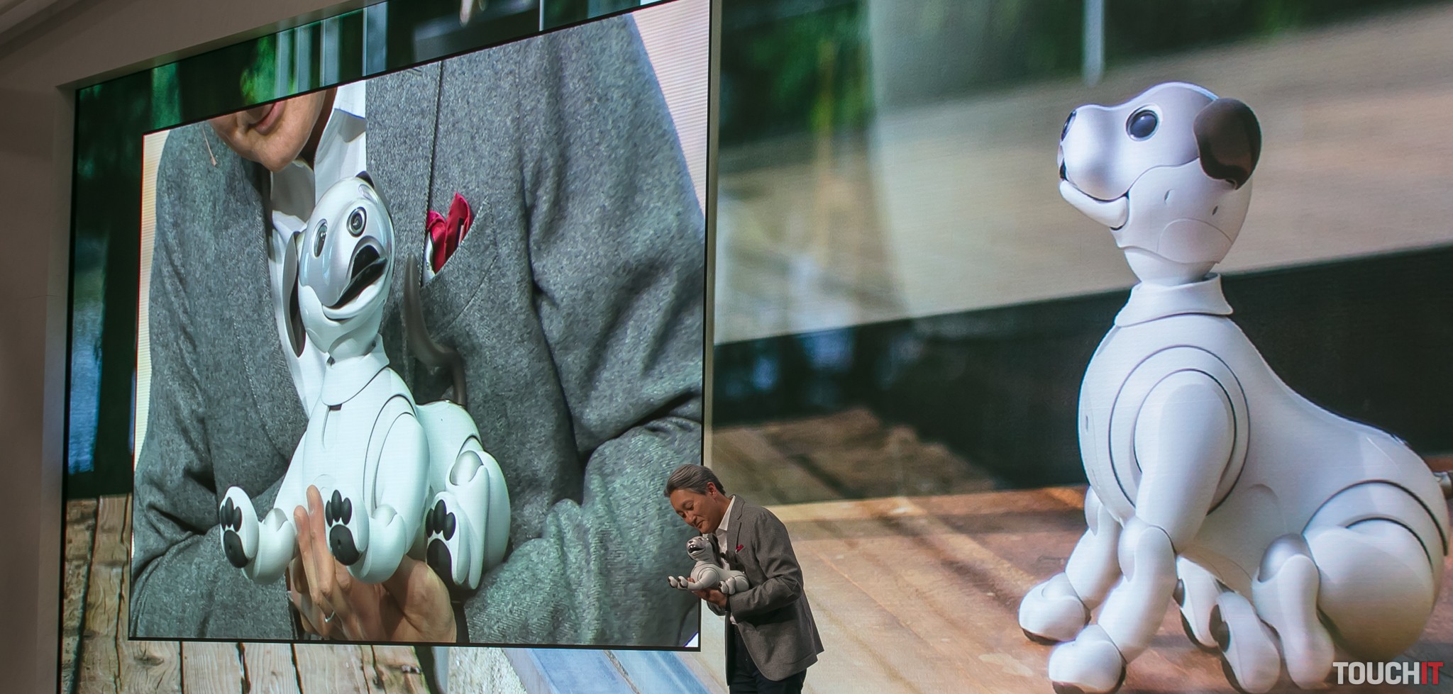 CES 2018: Sony predstavuje ponuku na rok 2018. Príde aj nová verzia robotického psa aibo