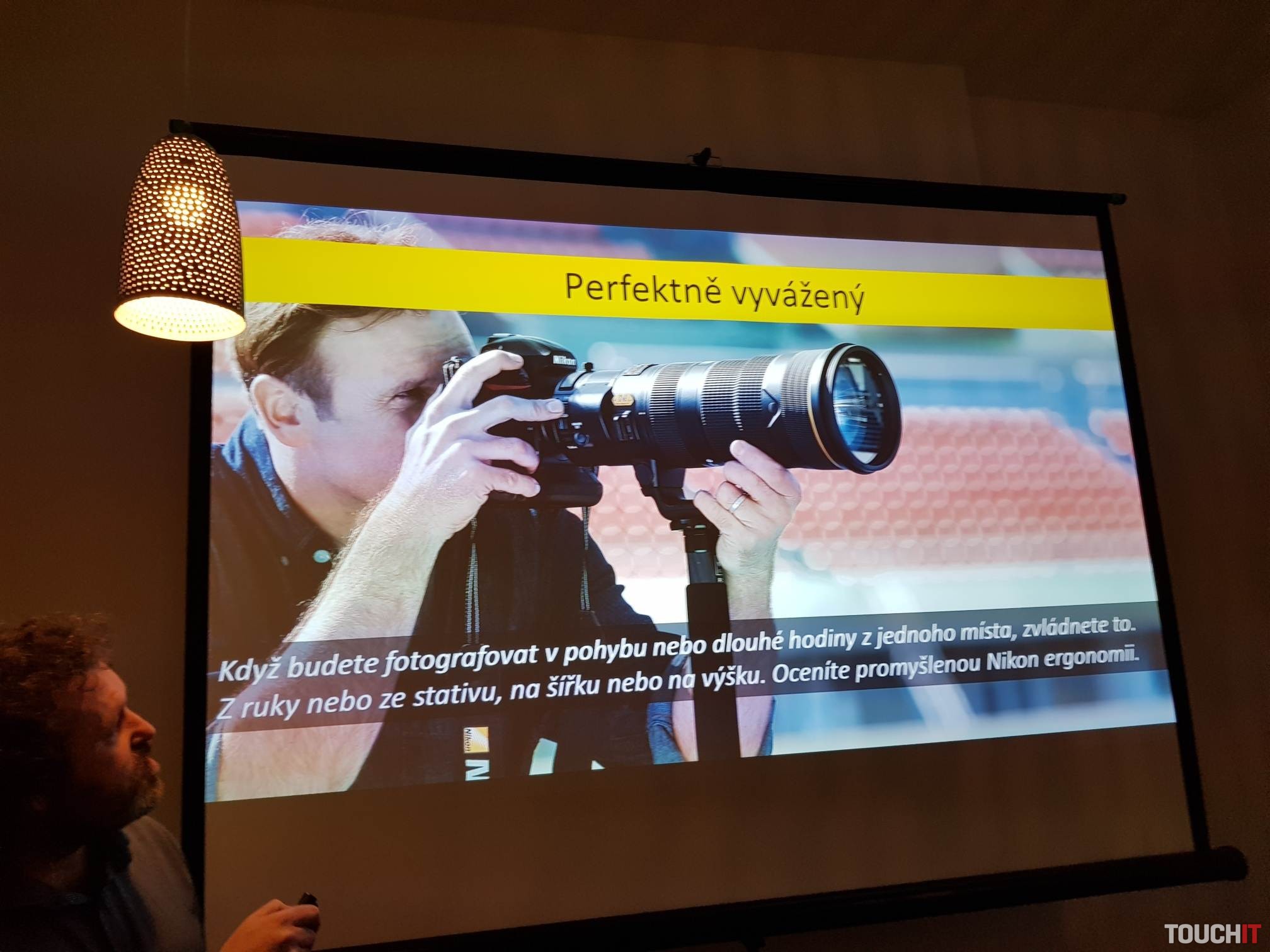 Nikon prichádza s novým teleobjektívom v prémiovom segmente
