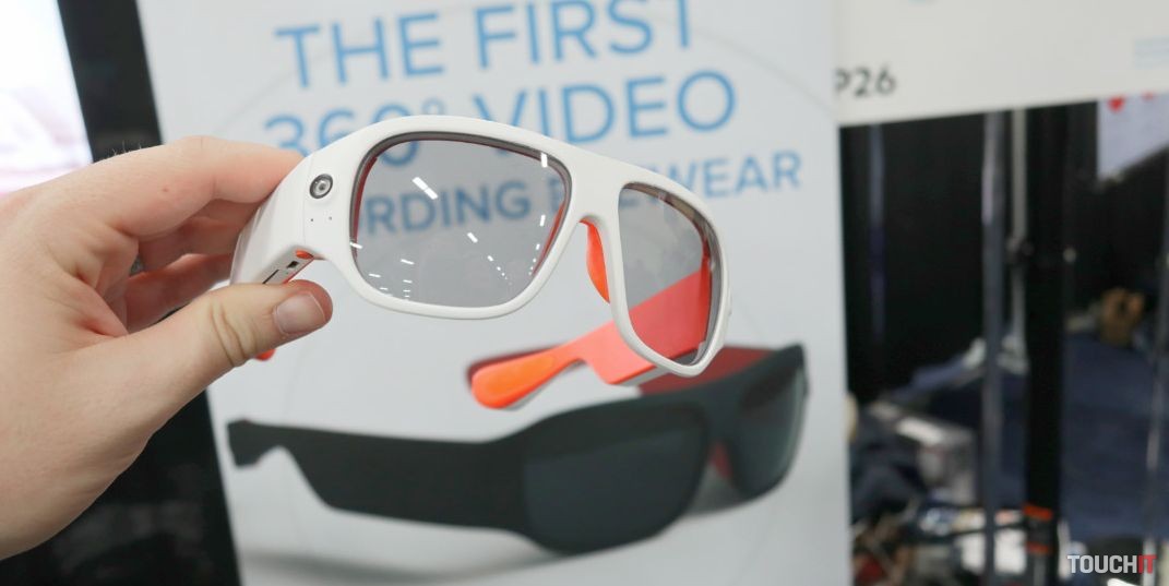 CES 2018: Prvé okuliare, ktoré dokážu zaznamenať 360° video