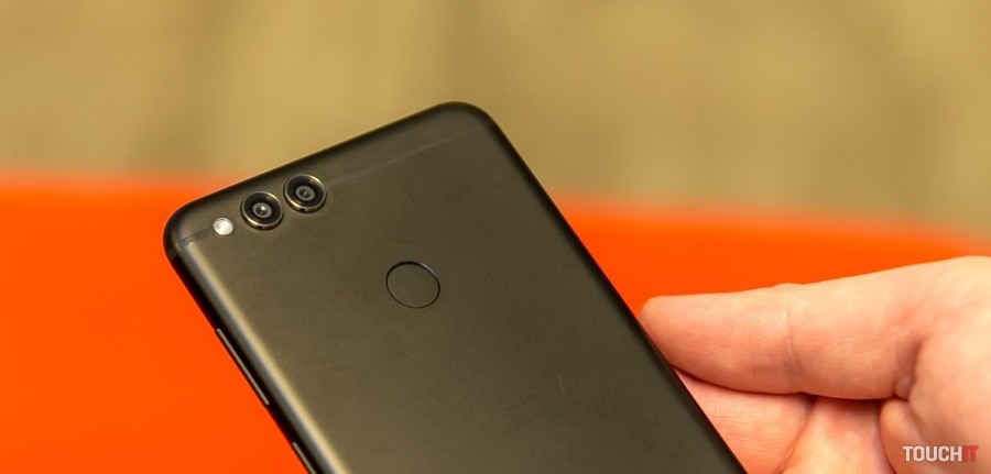 Recenzia Honor 7X: Pláva v konkurenčných vodách