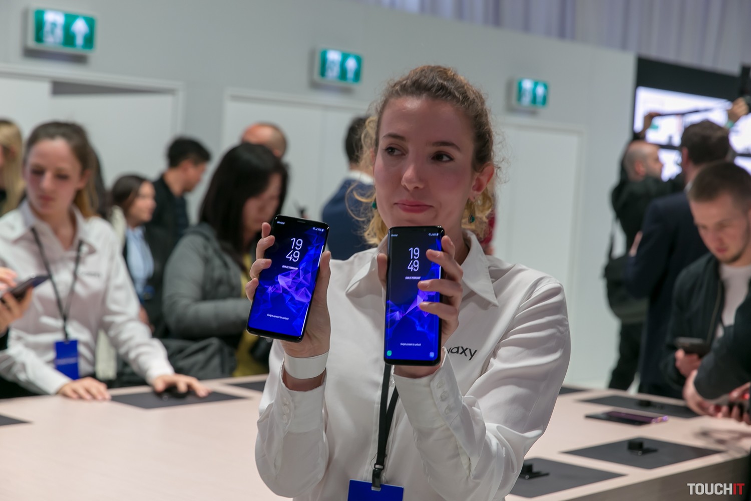 Piatkové železo v Telekome: ceny pre Samsung GALAXY S9/S9+ a zlacnenie iPhone SE