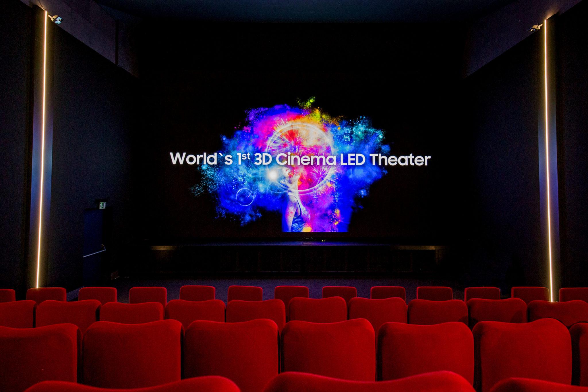 Samsung predstavuje vo Švajčiarsku prvé kino na svete  s obrazovkou 3D Cinema LED
