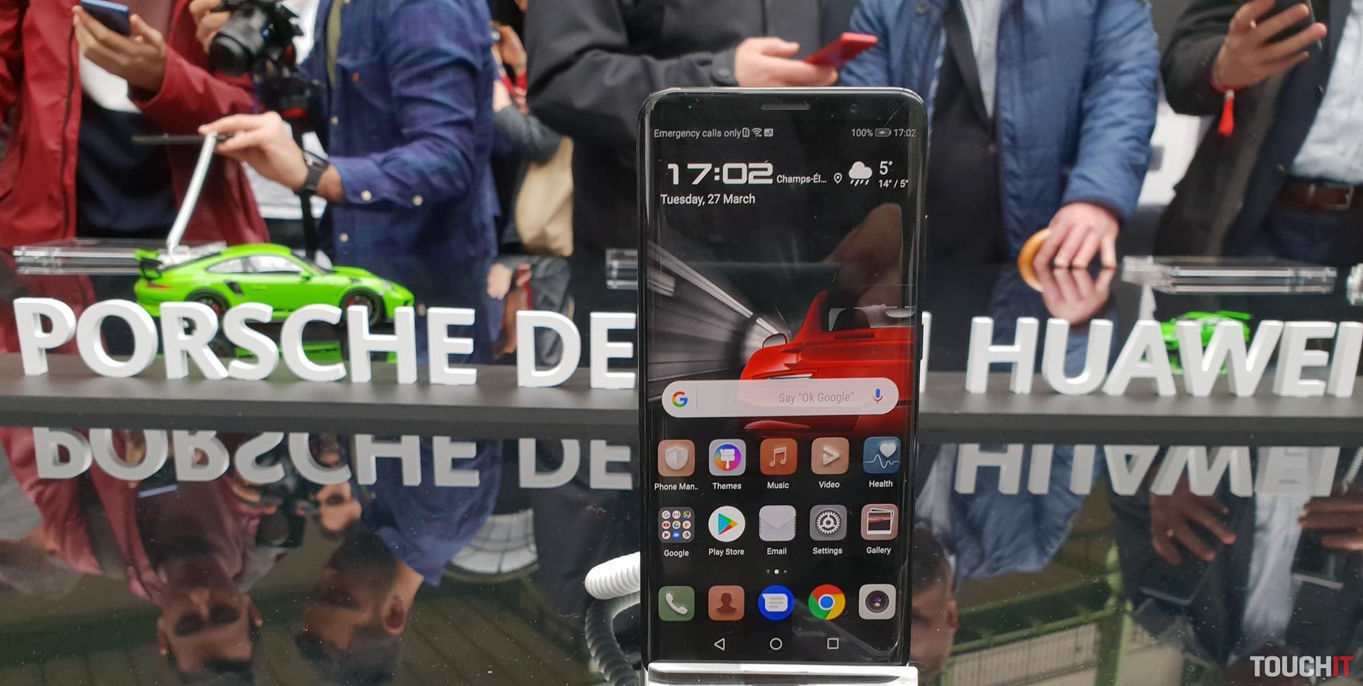 Huawei Mate RS Porsche Design: 2000€ smartfón, ktorý používa špeciálny OLED displej od LG