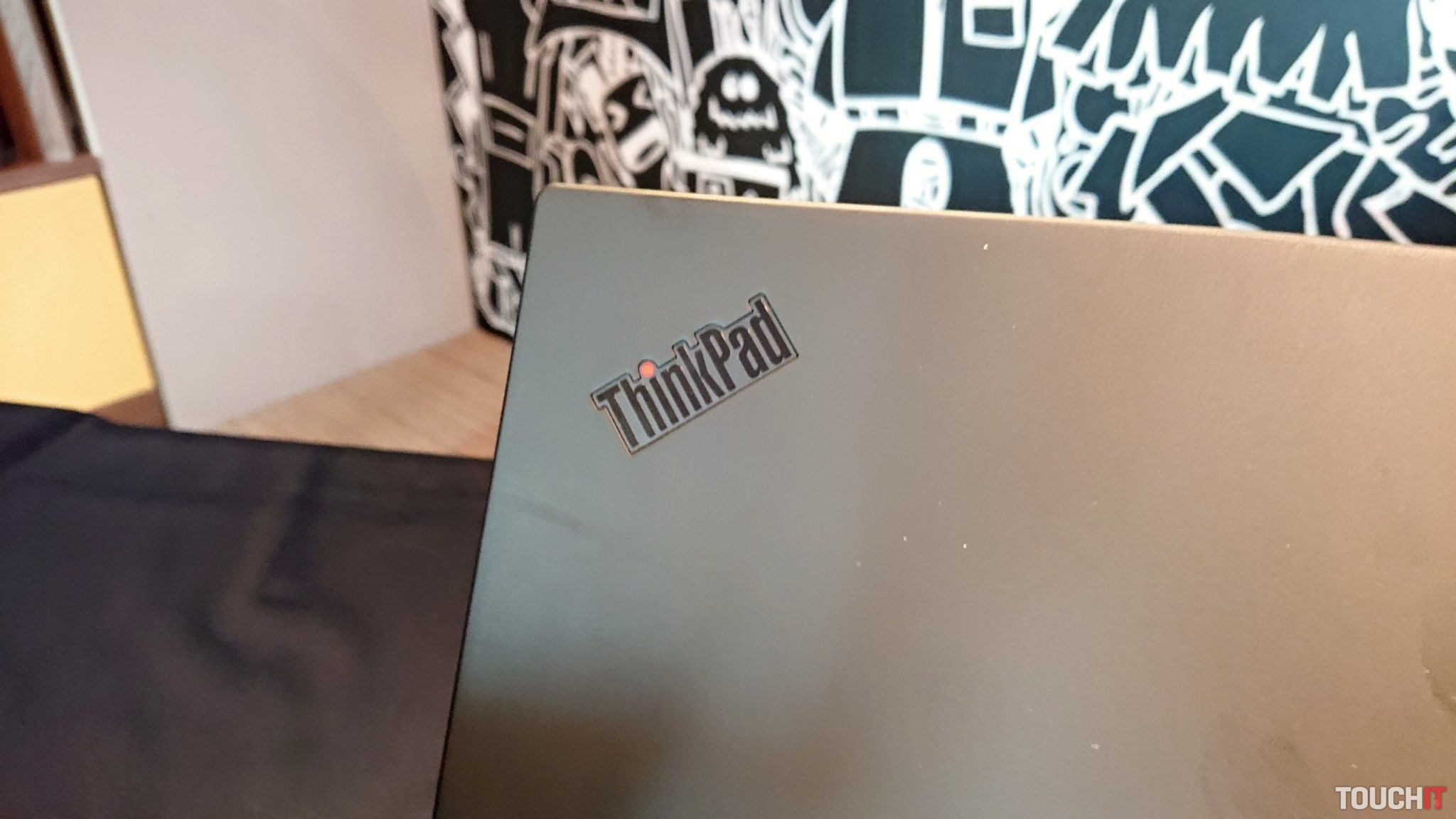 VIDEO TOUCHIT: Lenovo predstavuje nové notebooky ThinkPad