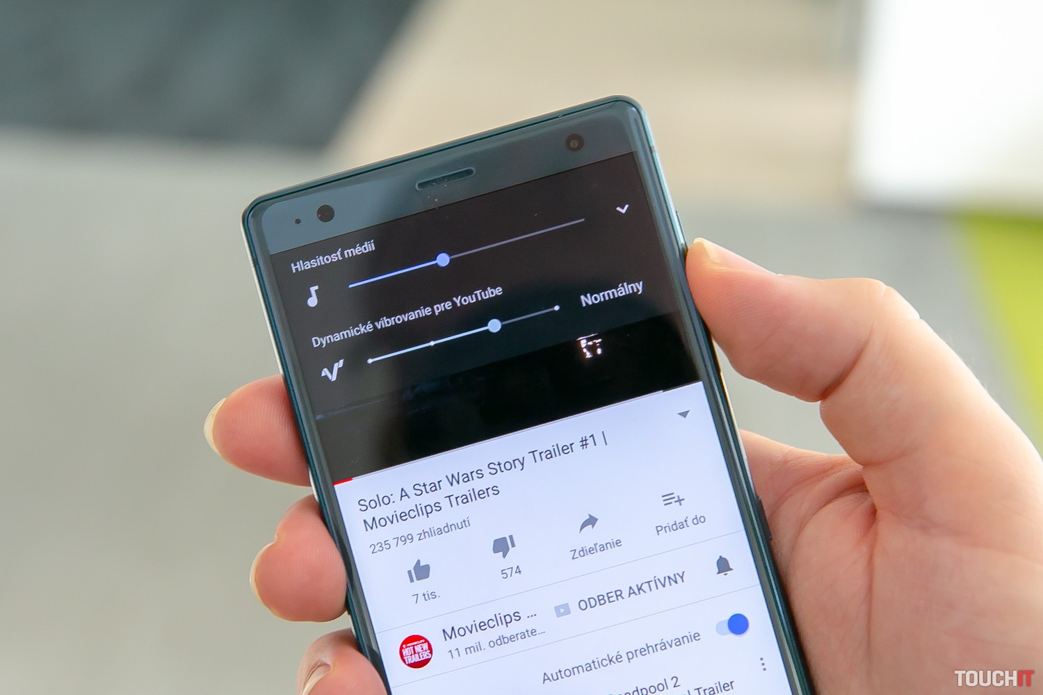 Multimediálne funkcie v Sony Xperia XZ2: Dynamické vibrácie (3. časť)