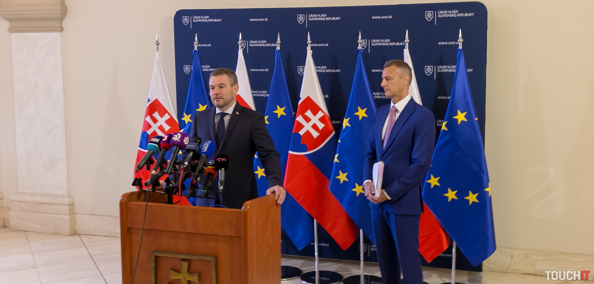 Pomenuj štátny nástroj proti byrokracii a získaj zahraničnú cestu s ministrom