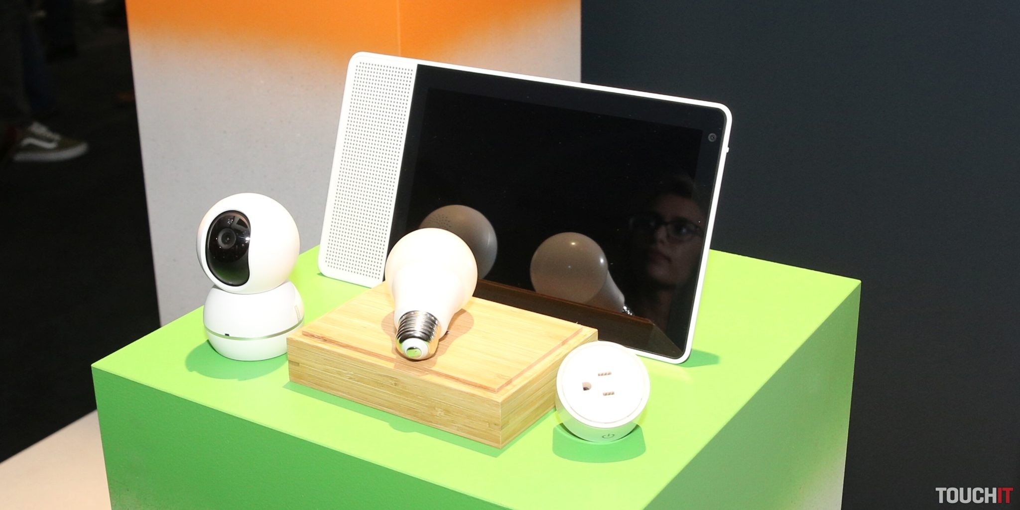 Lenovo má riešenie pre inteligentnú domácnosť. Na Slovensku zatiaľ nebude k dispozícii