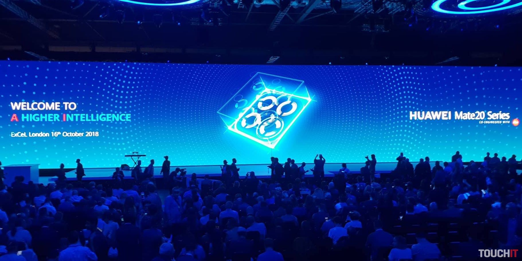 Minúta po minúte: Huawei predstavuje Mate 20 Pro a ďalšie novinky