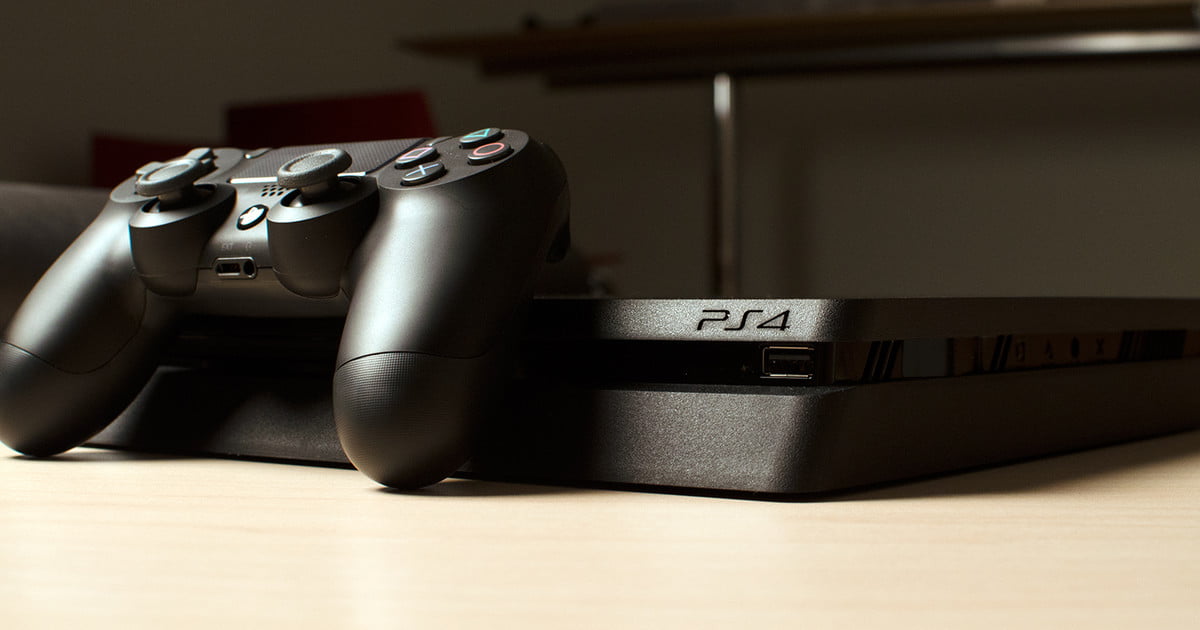 Sony PlayStation 4 má problémy s bezpečnosťou. Konzolu môže poškodiť jediná správa