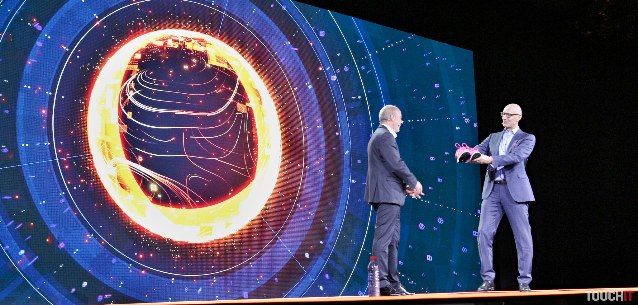 Orange Show Hello 2018: Orange a Telekom na jednom pódiu