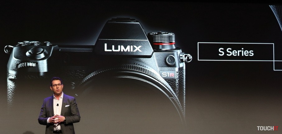 Panasonic Lumix S1R: Full Frame bezzrkadlovka na fotenie krajín aj umeleckých fotografií