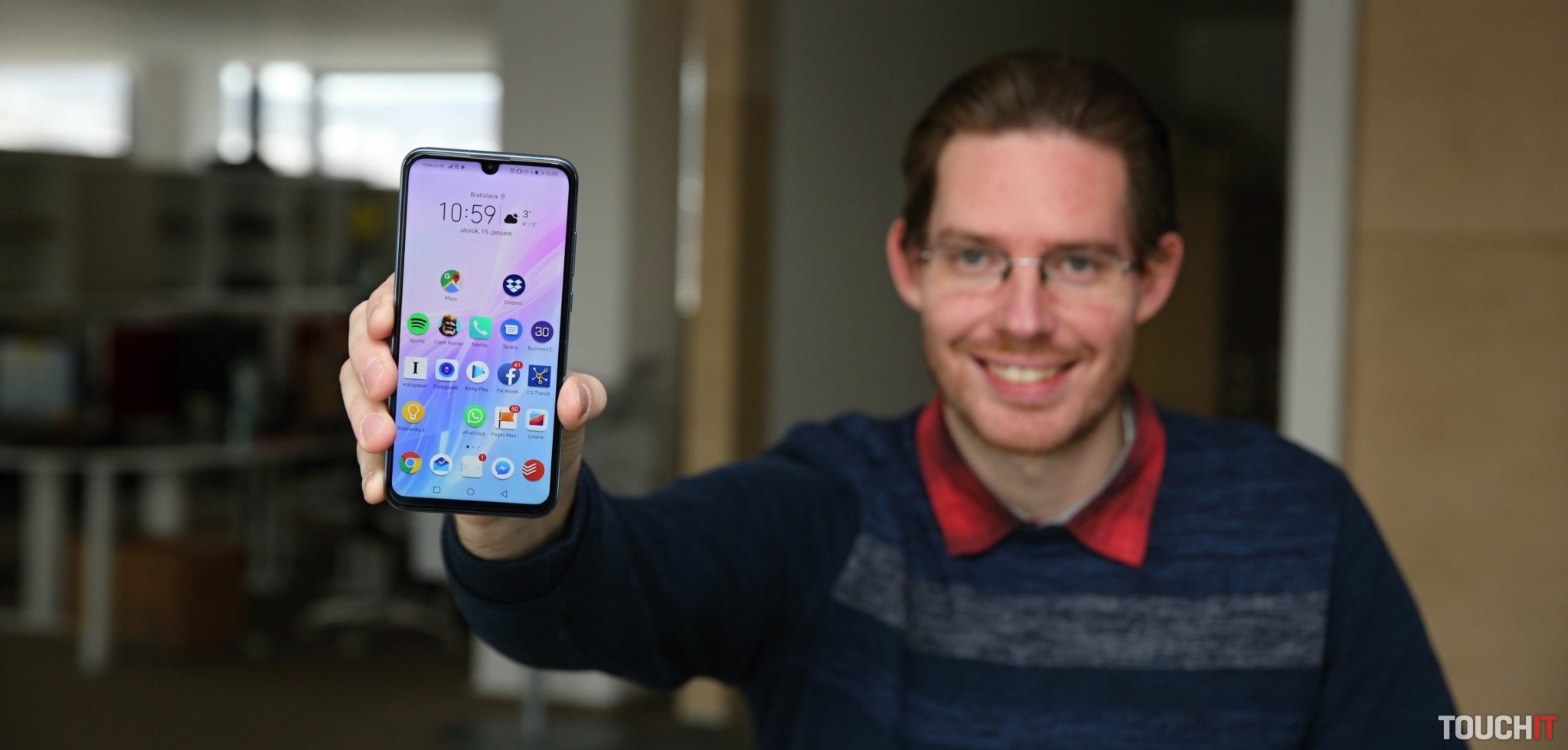 Recenzia Honor 10 Lite: Displej s kvapôčkovým výrezom a umelou inteligenciou