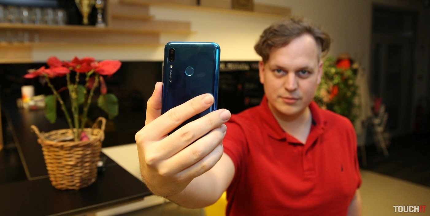 Recenzia Huawei P smart 2019: Moderný dizajn za rozumnú cenu
