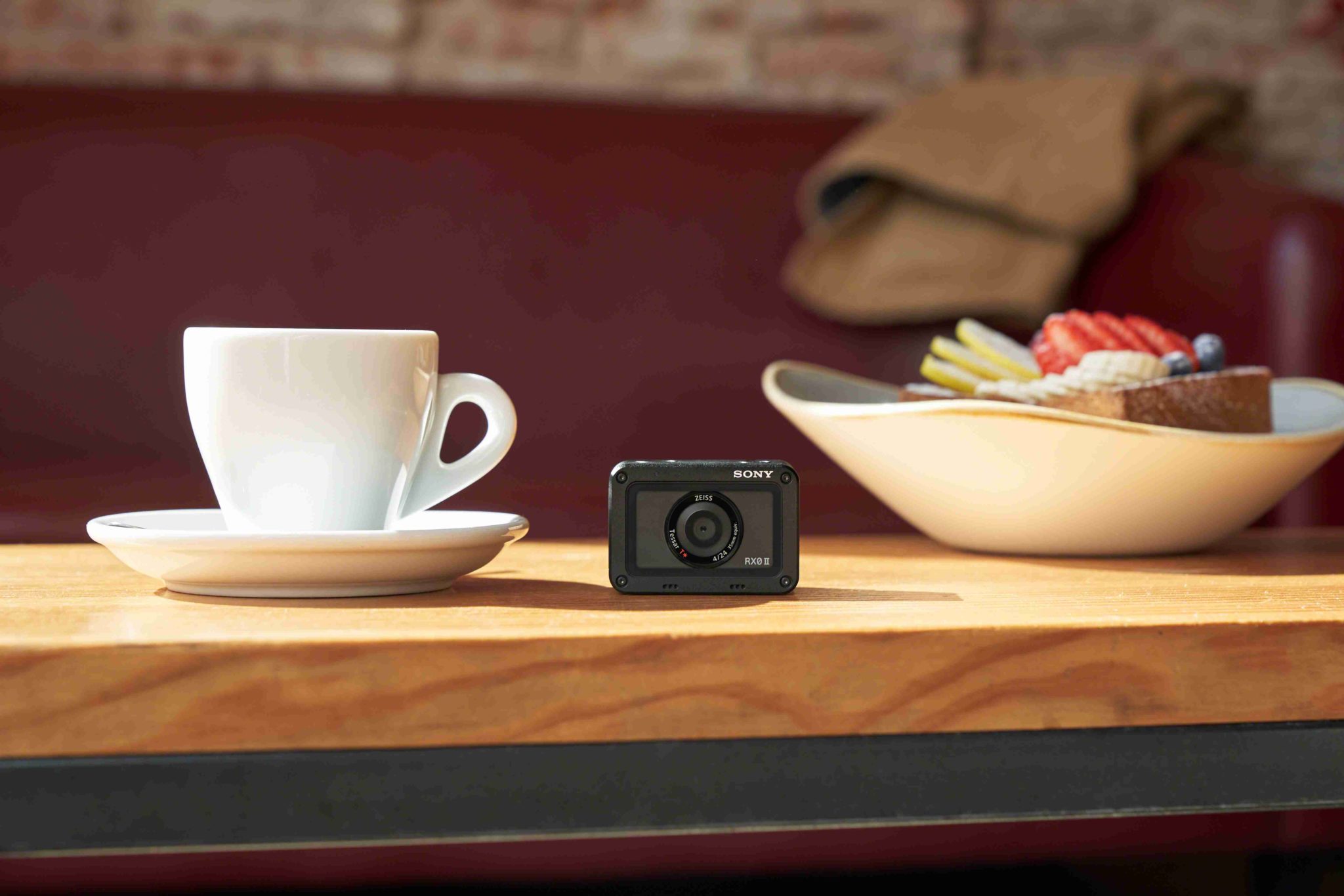 Sony predstavuje najmenší a najľahší fotoaparát na svete: RX0 II