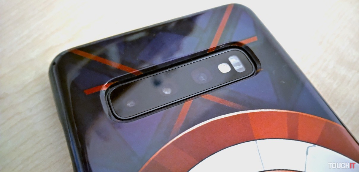 Fototest Samsung Galaxy S10: Ako fotí v noci?