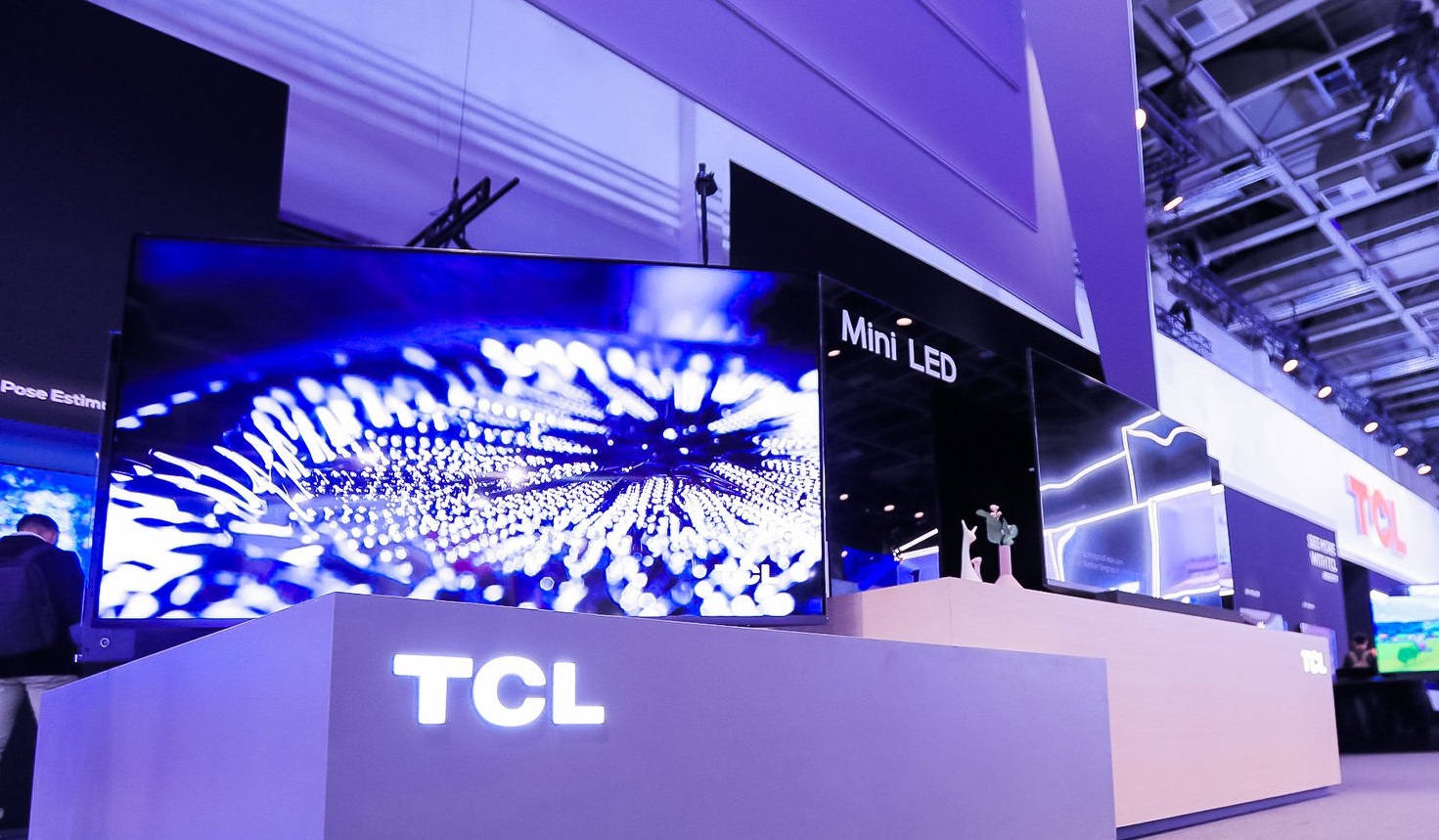 TCL predstavila na IFA 2019 tri rady televízorov 4K Android TV s technológiou Mini LED
