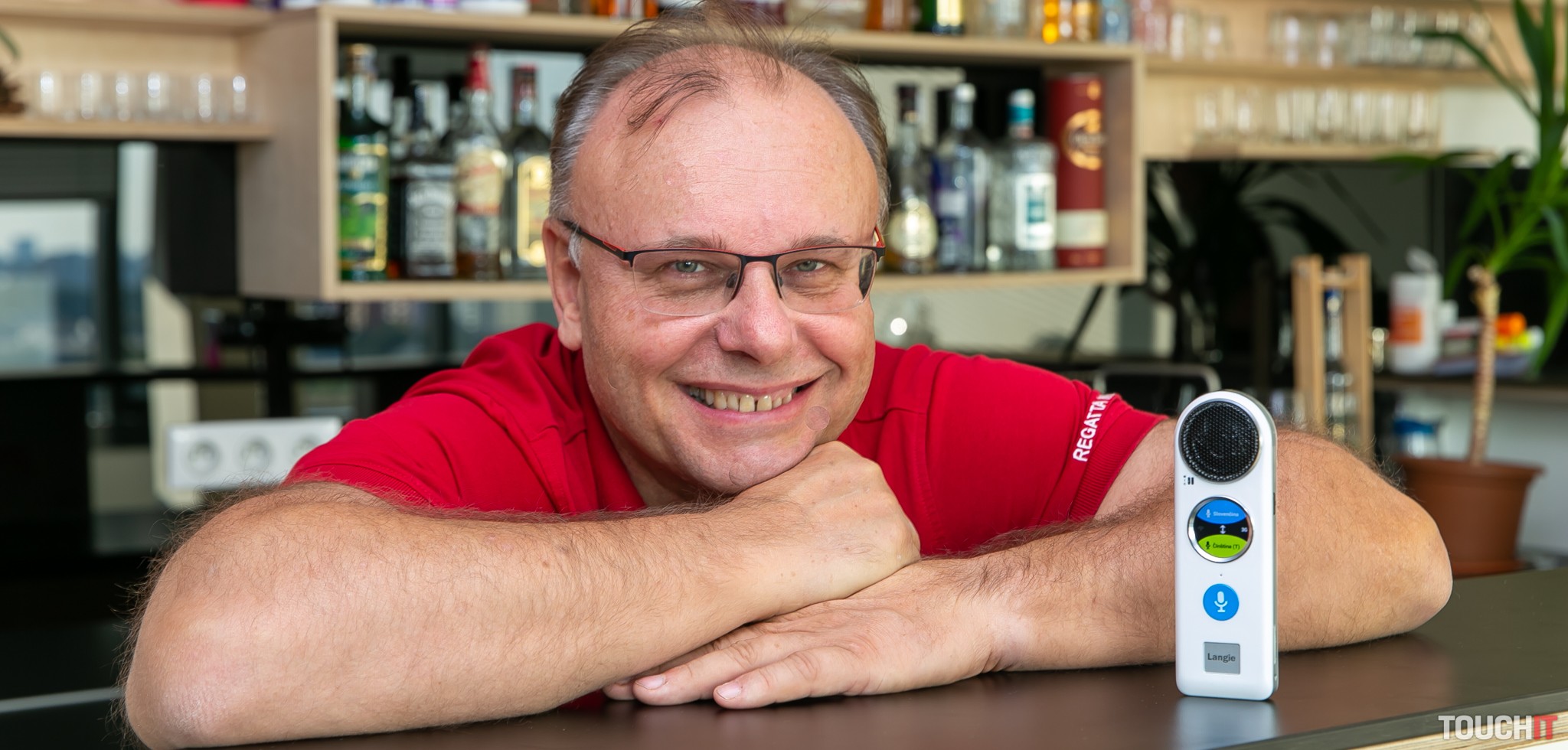 Langie S2: Už nielen prekladač, ale kompletný turistický sprievodca. A teraz s vlastným internetom