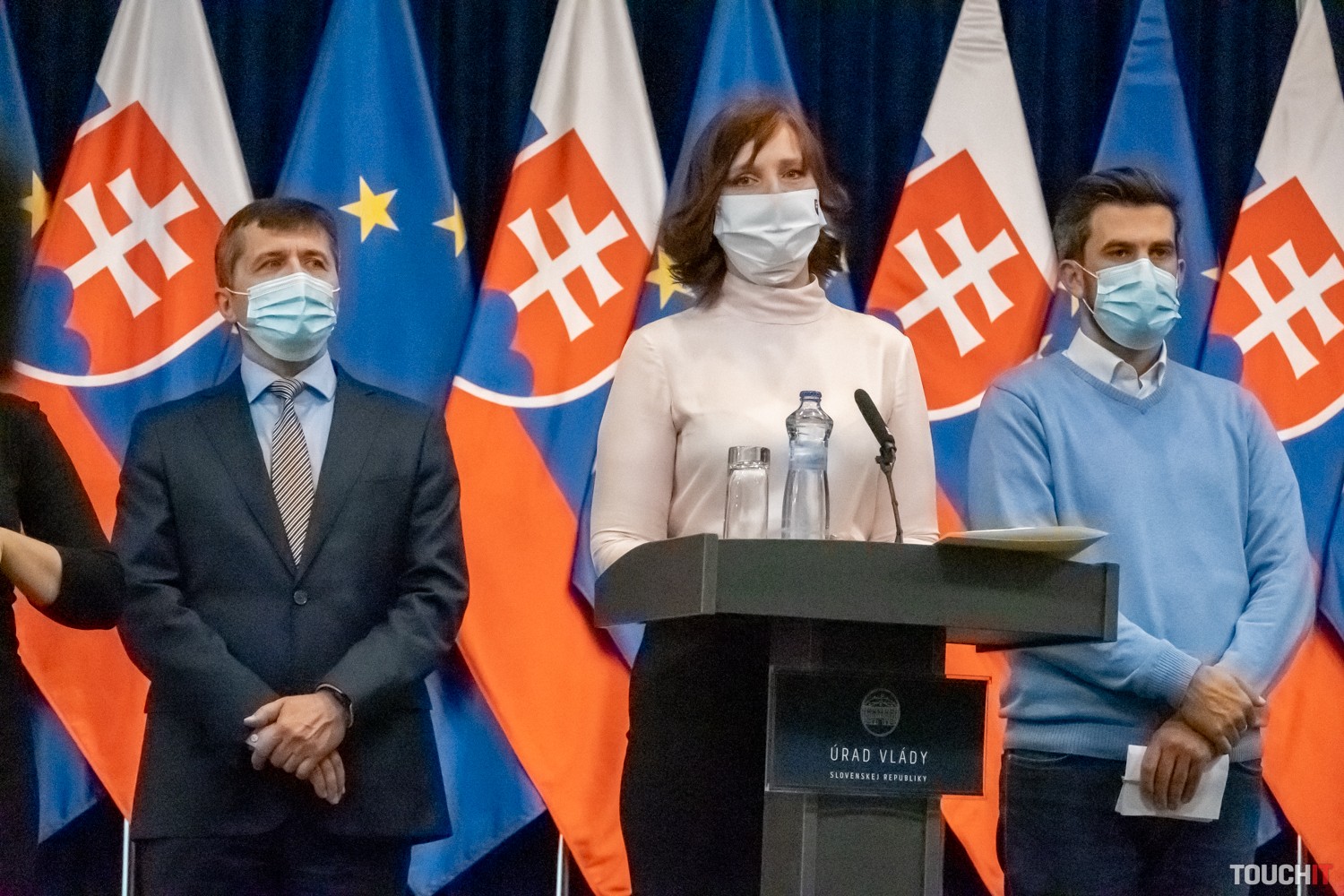 Štátne IT musí fungovať pre občanov. Budú padať aj trestné oznámenia, rozhoduje sa o voľbách cez internet