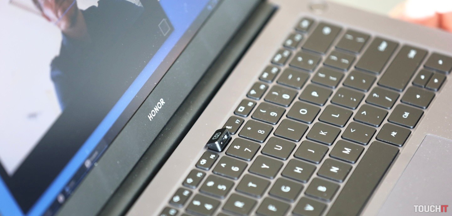 Honor MagicBook 14 ako notebook pre študenta (VIDEO TOUCHIT)