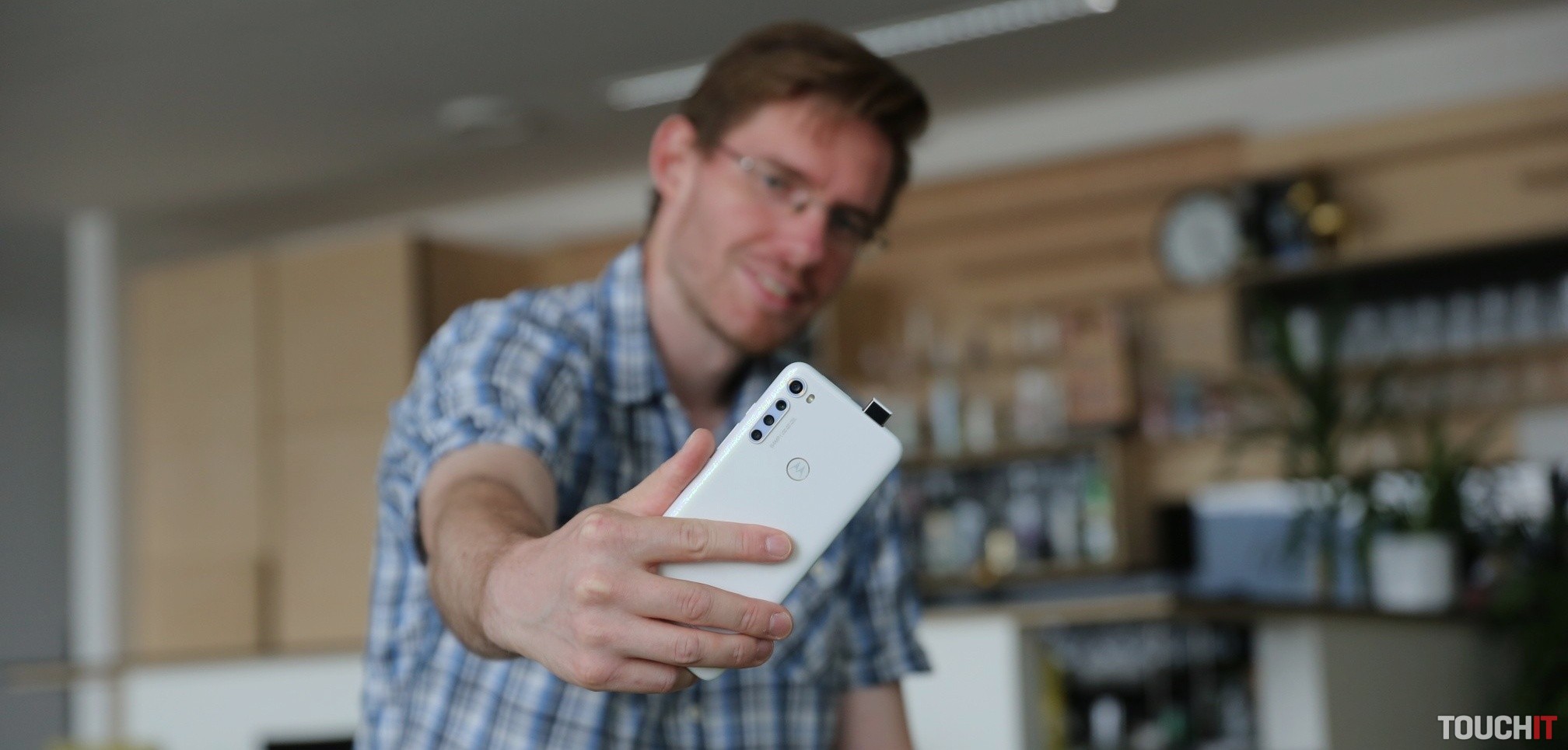 motorola one fusion+: Výborné fotky v cene do 300 EUR (RECENZIA)