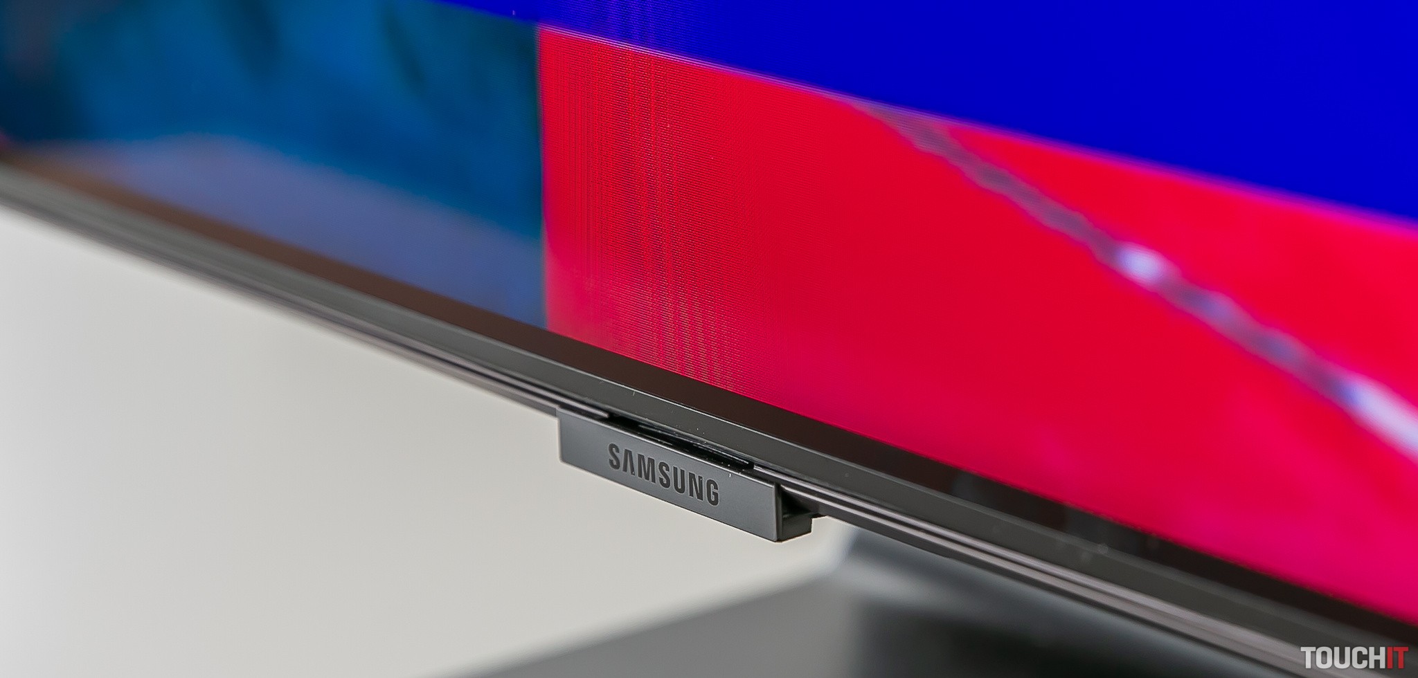 Televízor Samsung QE55Q95TA (Recenzia)