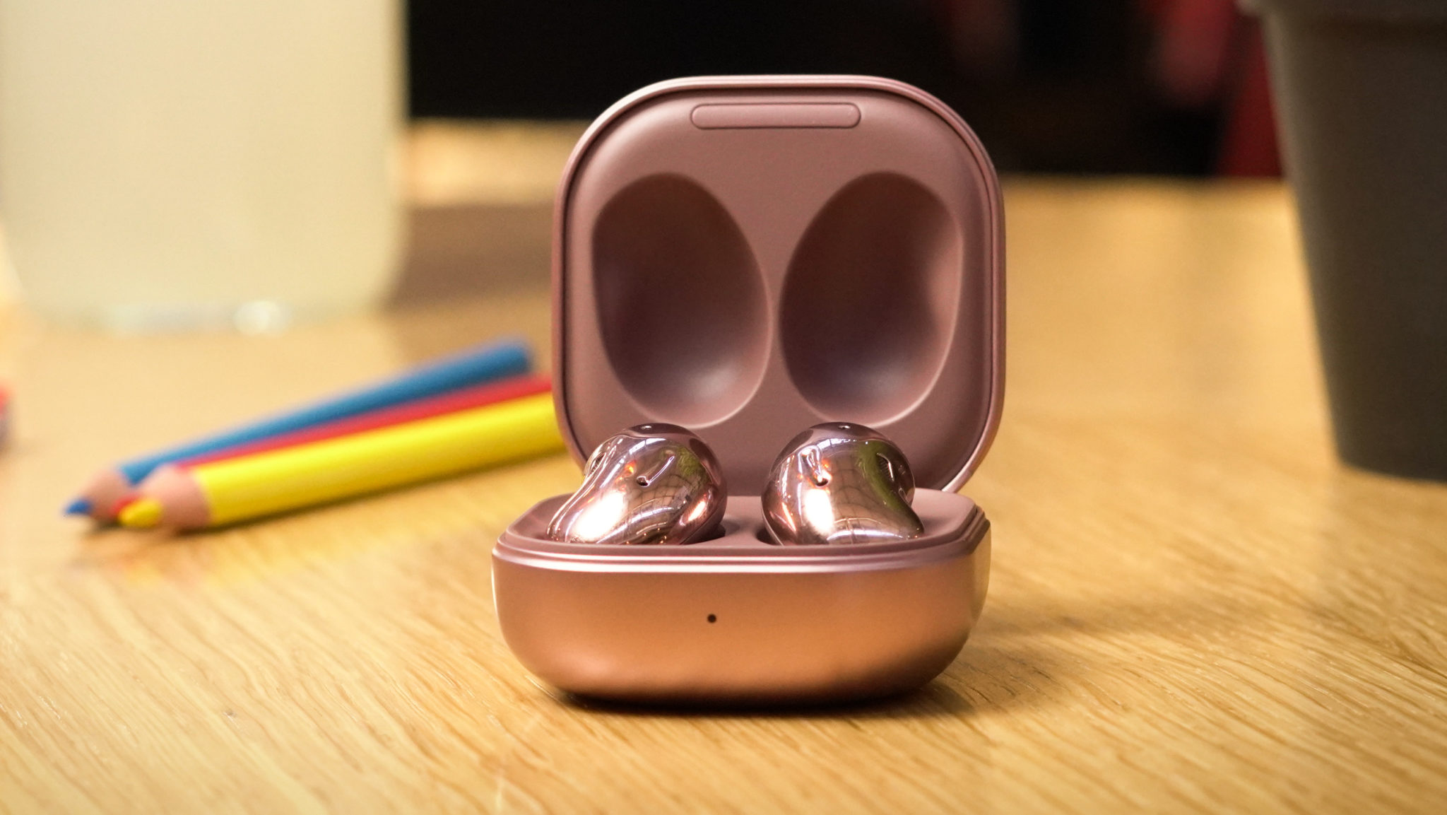 Tip na darček: Slúchadlá Samsung Galaxy Buds Live