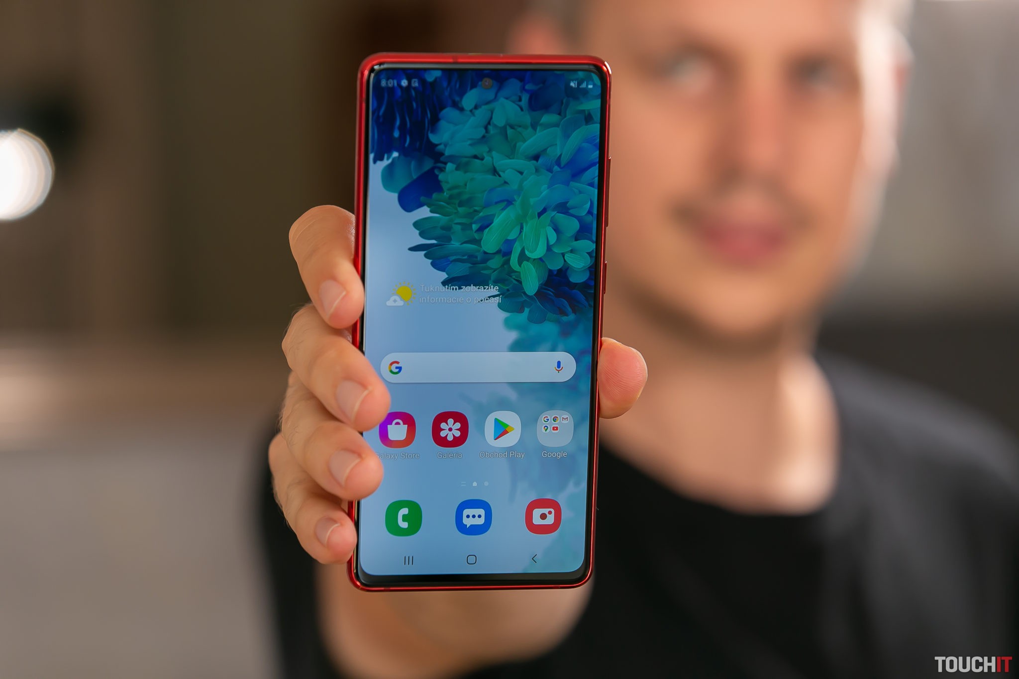 Ako vidíme smartfón Galaxy S20 FE v porovnaní s S20 a S20+ (VIDEO TOUCHIT)